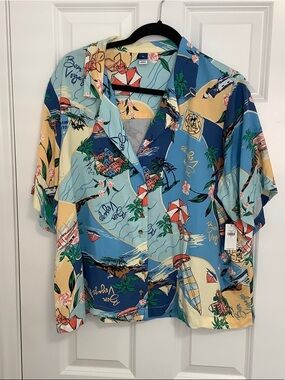 Old Navy Beach Scene Shirt